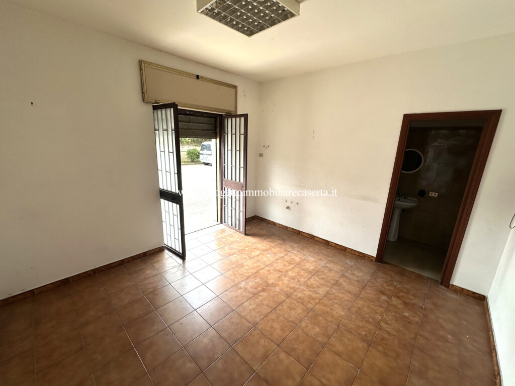 UFFICIO rif. F374 image 4